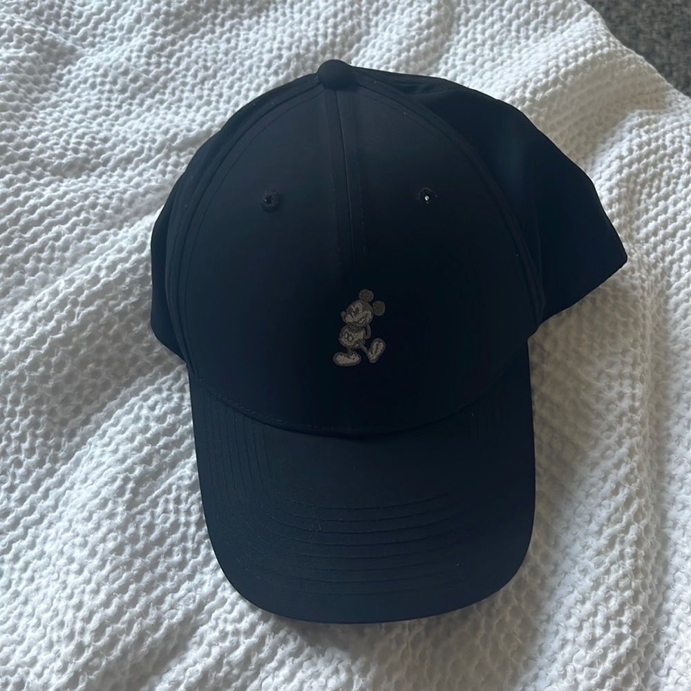 Nike dri-fit Disney Mickey dad hat